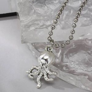 🦑 Awesome Metallic Squid Octopus Kraken Necklace 🐙